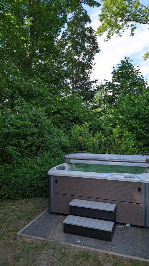 Fleesentraum Seevilla Kormoran - Direkt Am Fleesensee - Familien Und Aktivurlauber - Whirlpool Sauna Garten Nintendo - Sup Kanu Kajak Inklusive 고렌레빈 외부 사진